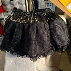 Small medium black skirt.and purple.  One clear mask and purple wig. Bundle